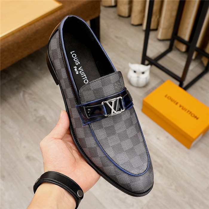 Louis Vuitton Men's loafer