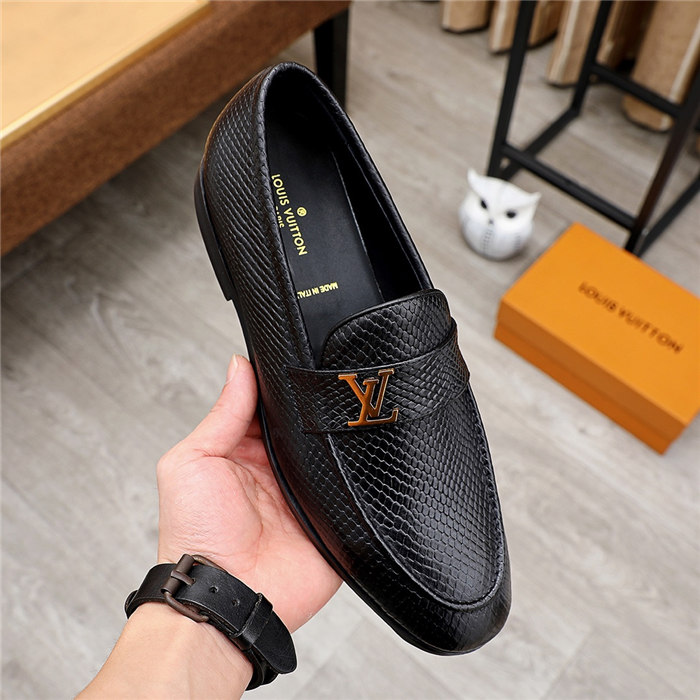 Louis Vuitton Men's loafer