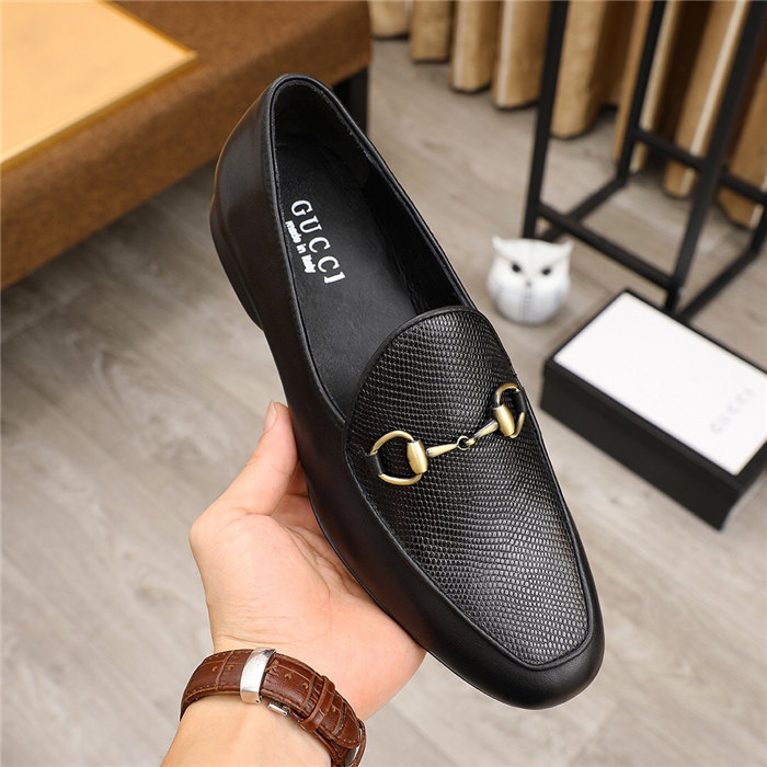 Louis Vuitton Men's loafer