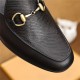 Louis Vuitton Men's loafer