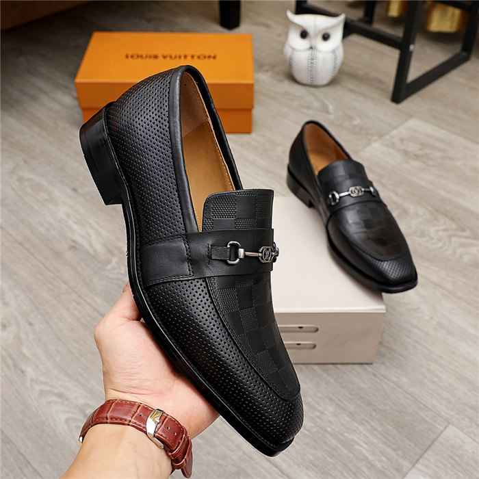 Louis Vuitton Men's loafer