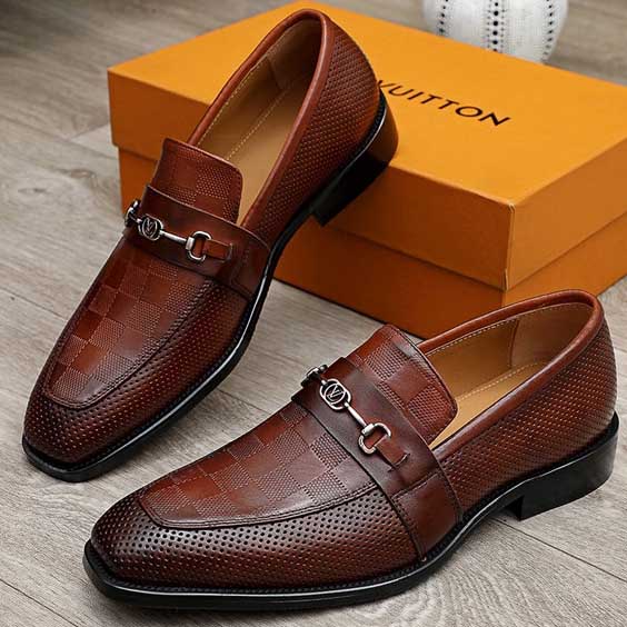 Louis Vuitton Men's loafer