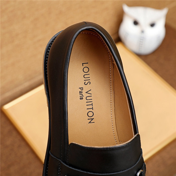 Louis Vuitton Men's loafer