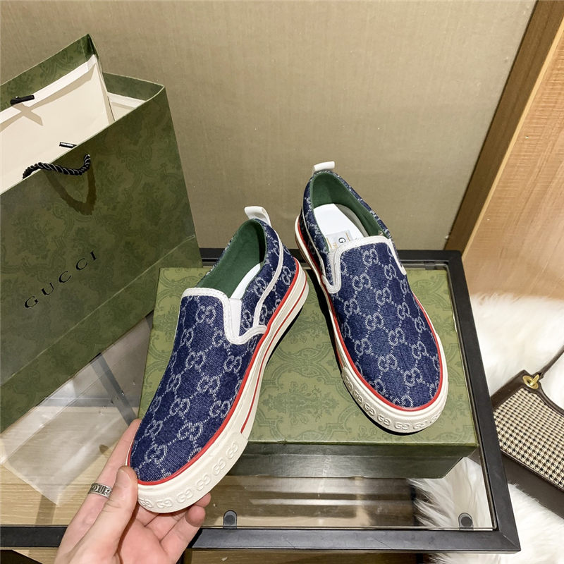 Gucci Women Loafer