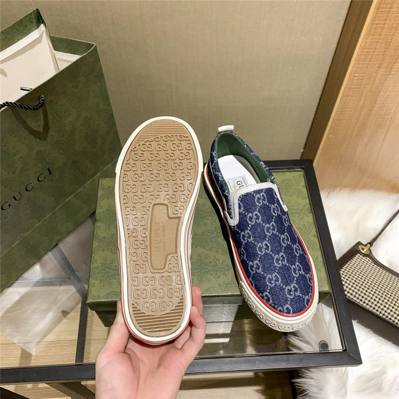 Gucci Women Loafer