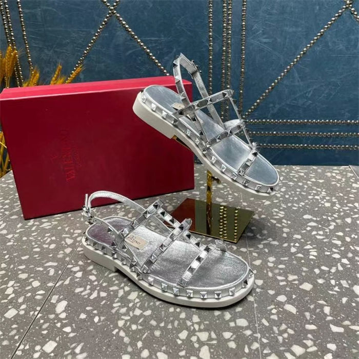 Valentino Garavani Rockstud leather sandals 35mm