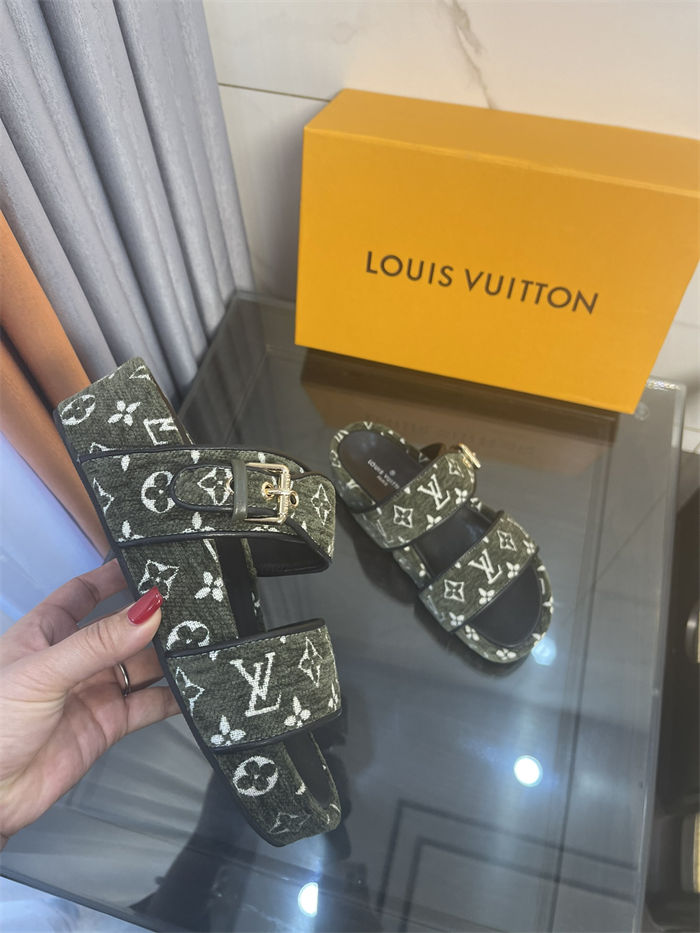 Louis Vuitton Jumbo Flatform Mule strap