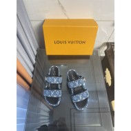 Louis Vuitton Jumbo Flatform Mule strap