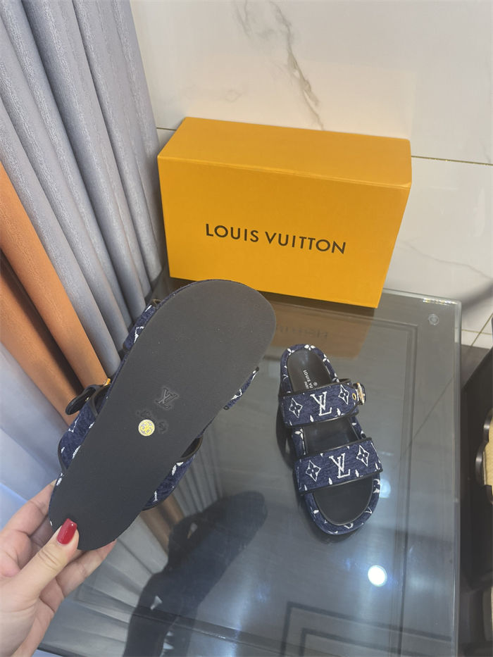 Louis Vuitton Jumbo Flatform Mule strap