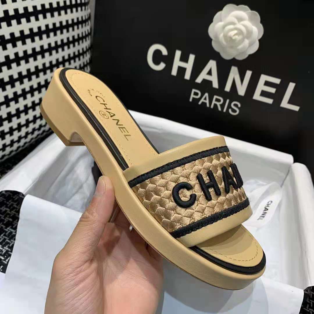 Chanel Women Slippers