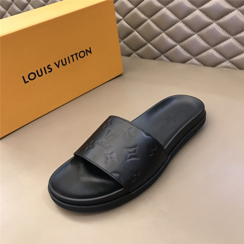 Louis Vuitton Men Mule