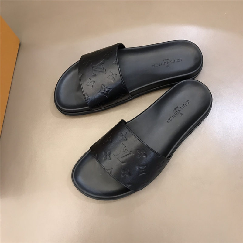 Louis Vuitton Men Mule