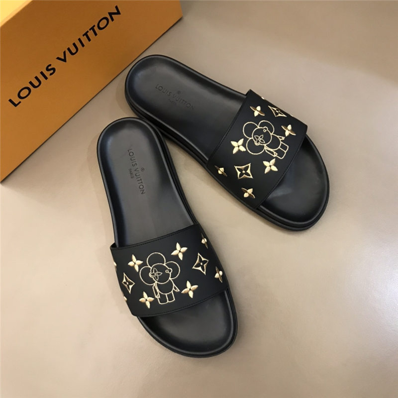 Louis Vuitton Men Mule