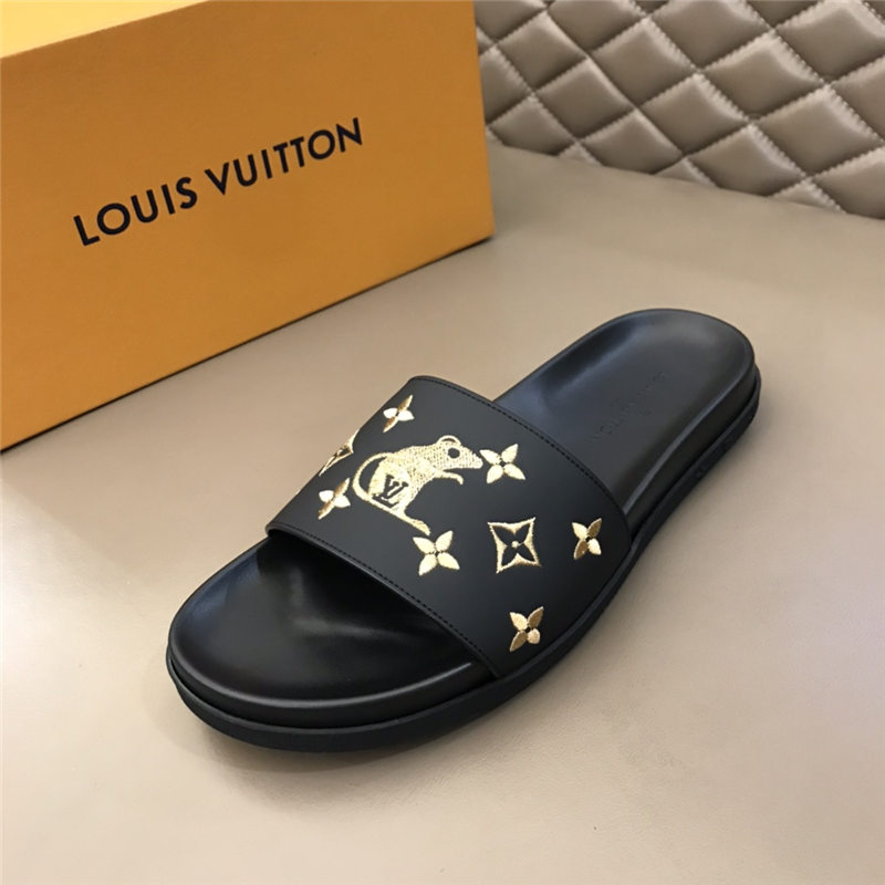 Louis Vuitton Men Mule