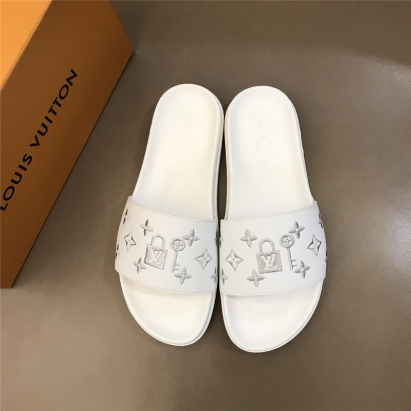 Louis Vuitton Men Mule