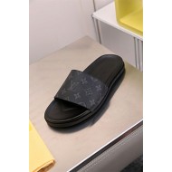 Louis Vuitton Men Mule