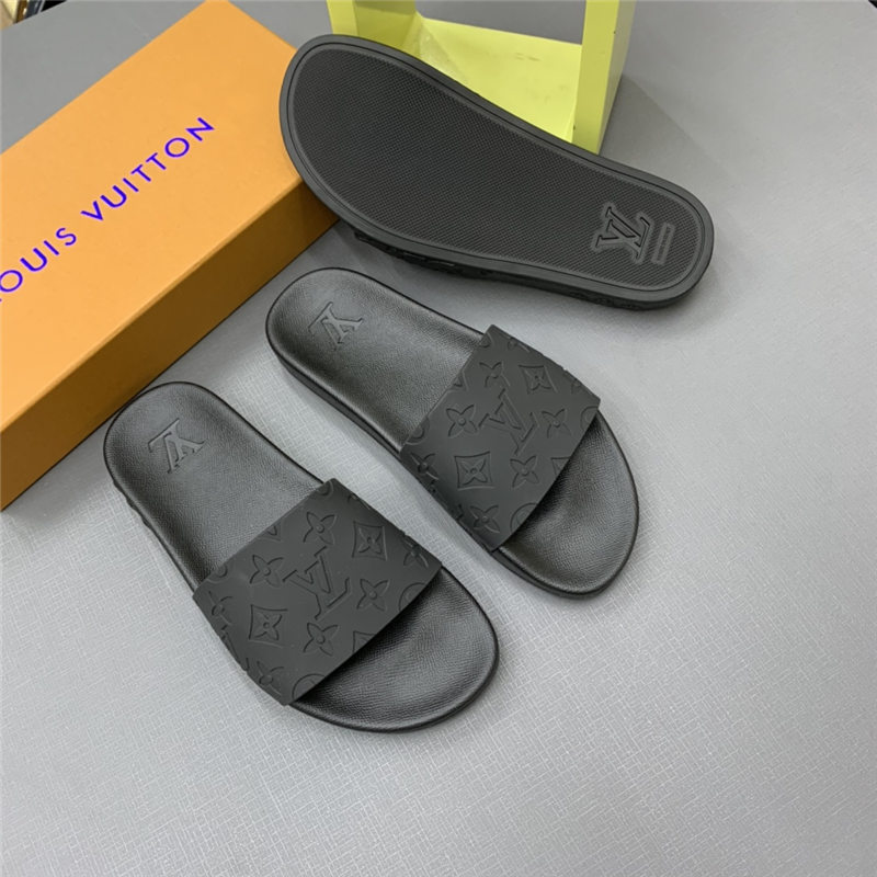 Louis Vuitton Men Mule