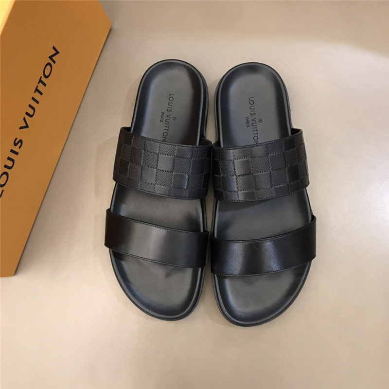 Louis Vuitton Men Mule