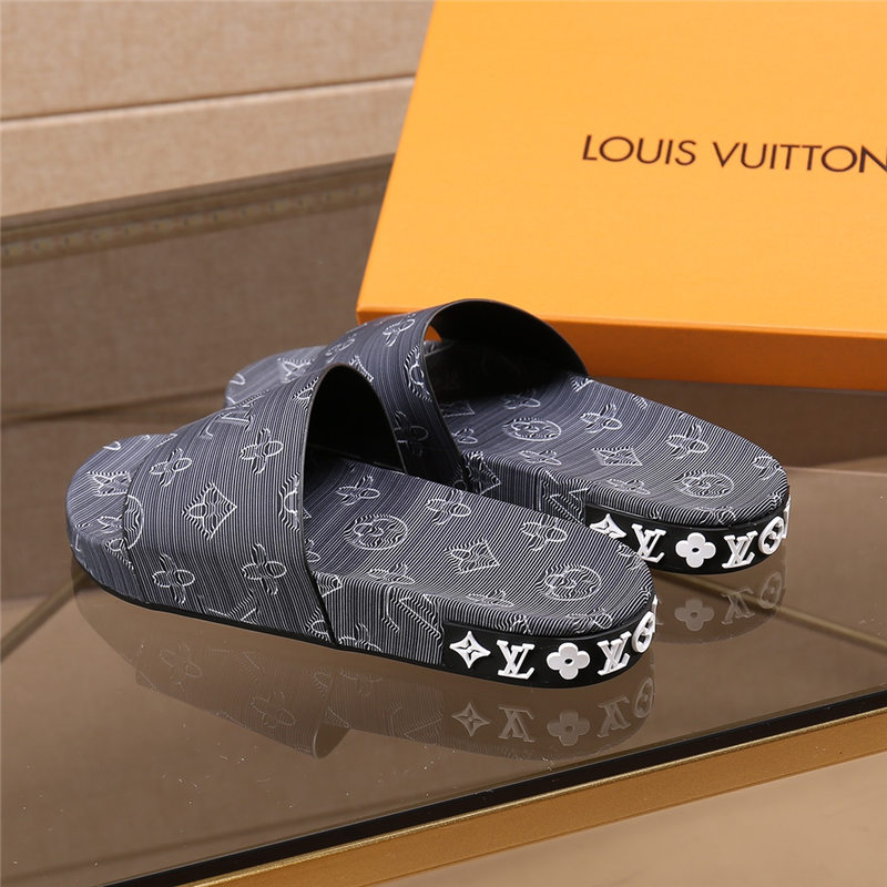 Louis Vuitton Men Waterfront Mule