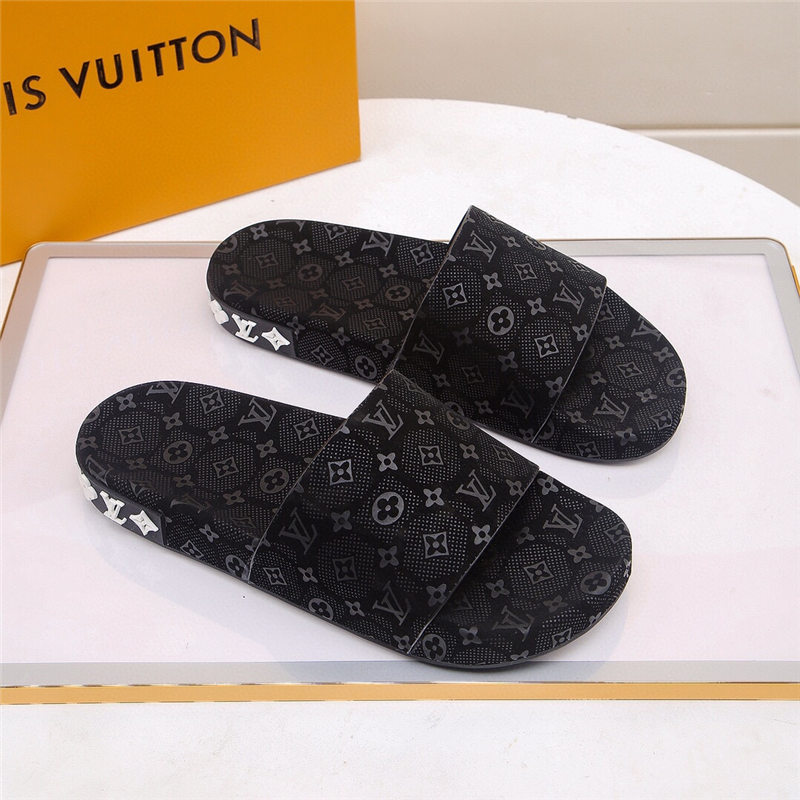 Louis Vuitton Men Waterfront Mule