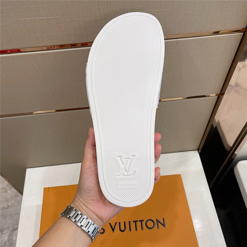 Louis Vuitton Men Waterfront Mule