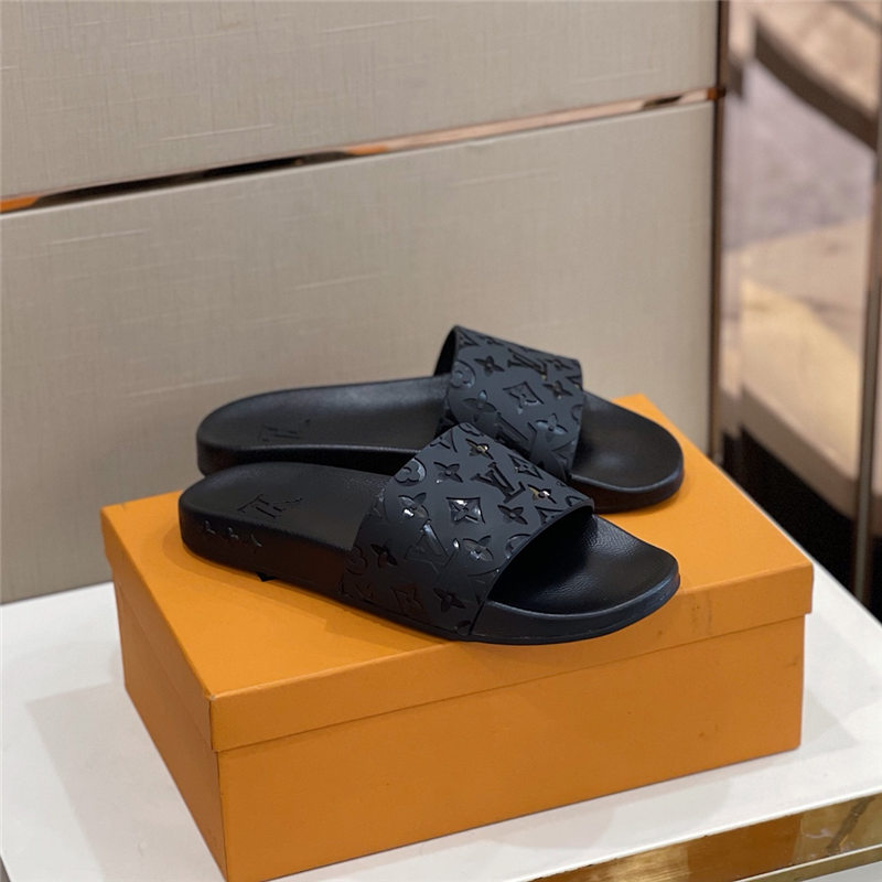 Louis Vuitton Men Waterfront Mule