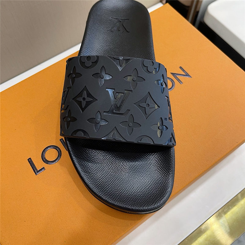 Louis Vuitton Men Waterfront Mule