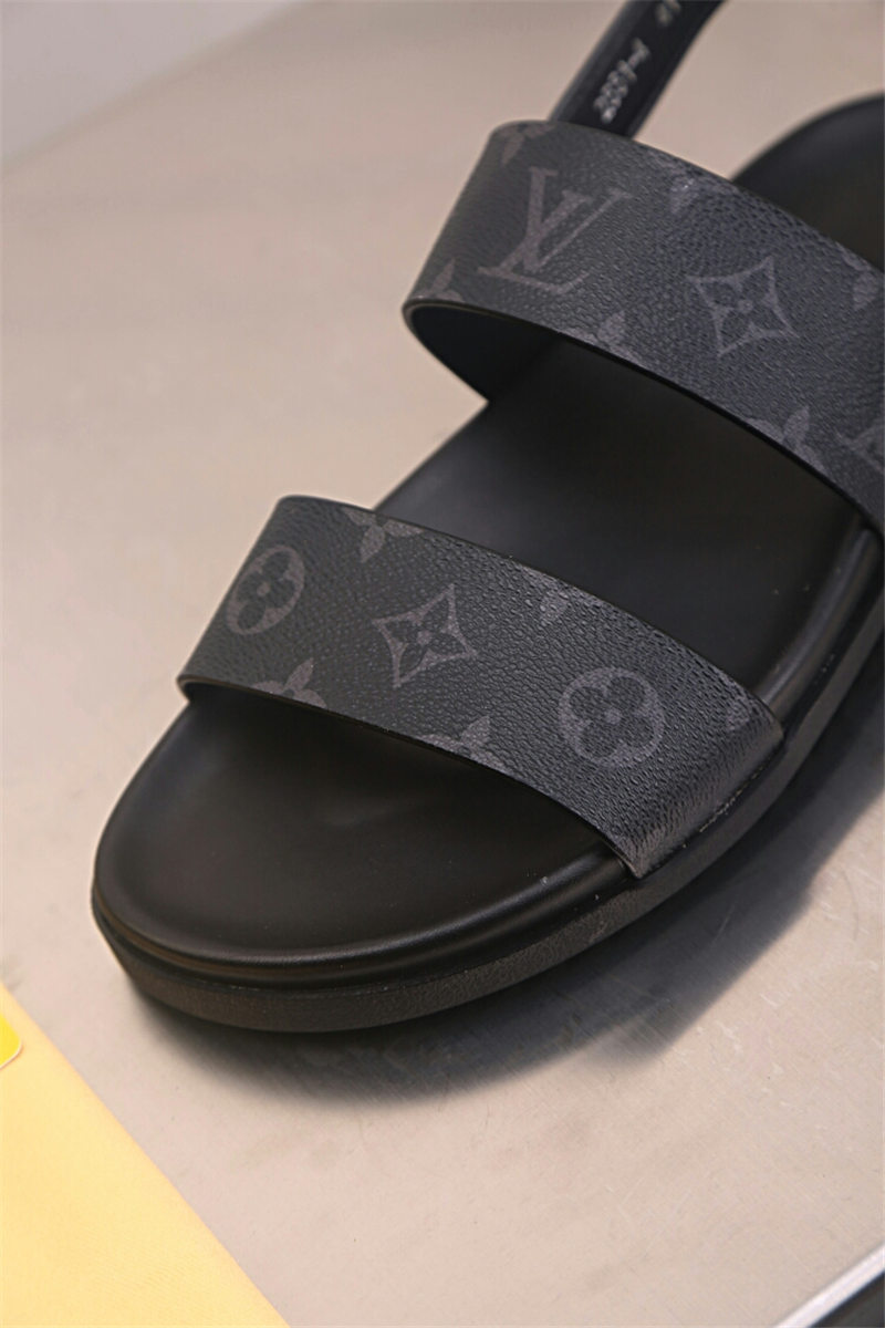 Louis Vuitton Men Sandal