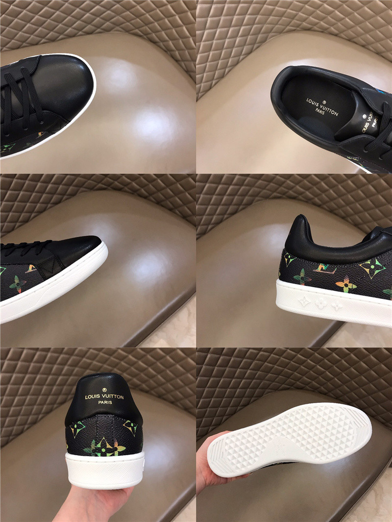 Louis Vuitton Men SNEAKER