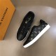 Louis Vuitton Men SNEAKER