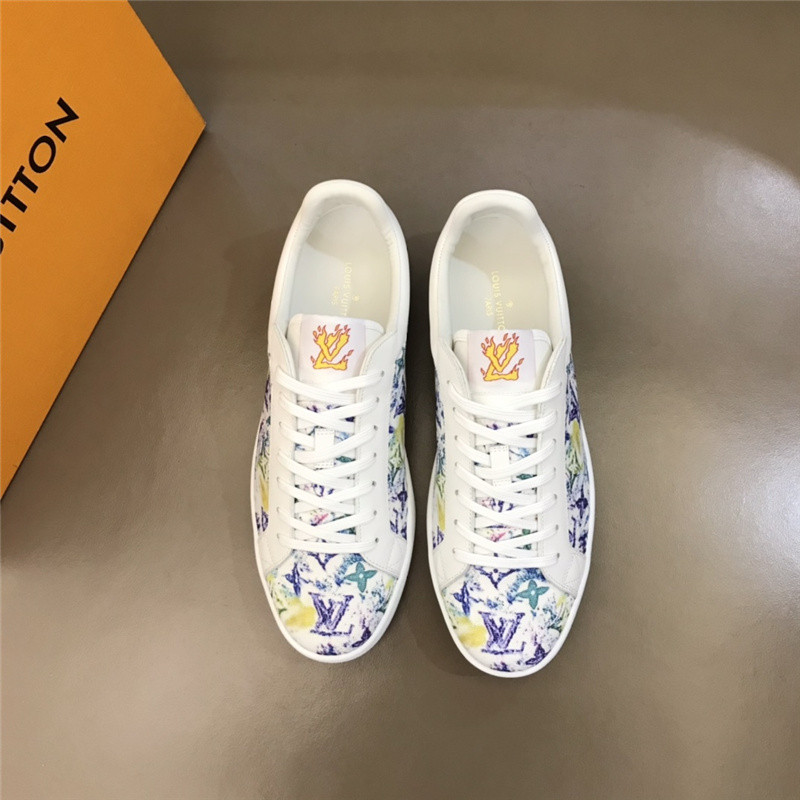 Louis Vuitton Men SNEAKER