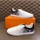 Louis Vuitton Men SNEAKER