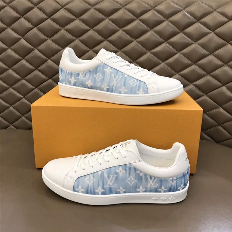 Louis Vuitton Men SNEAKER