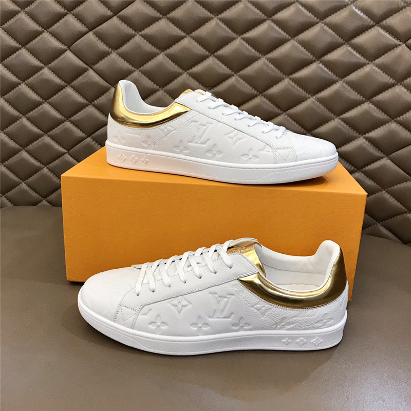 Louis Vuitton Men SNEAKER