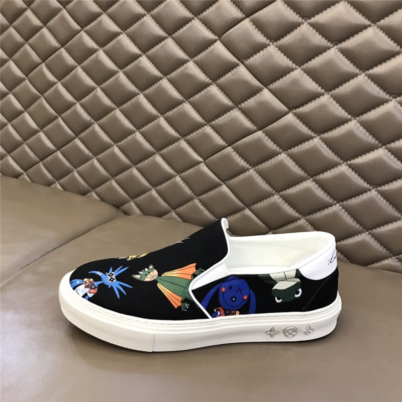 Louis Vuitton Men SNEAKER