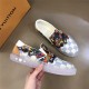 Louis Vuitton Men SNEAKER