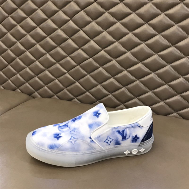 Louis Vuitton Men SNEAKER