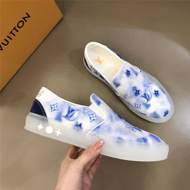 Louis Vuitton Men SNEAKER