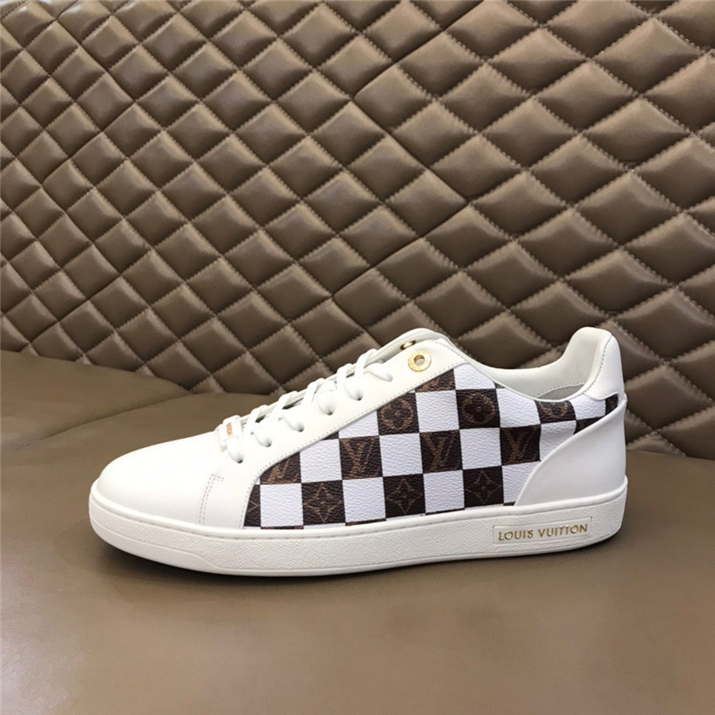 Louis Vuitton Men SNEAKER