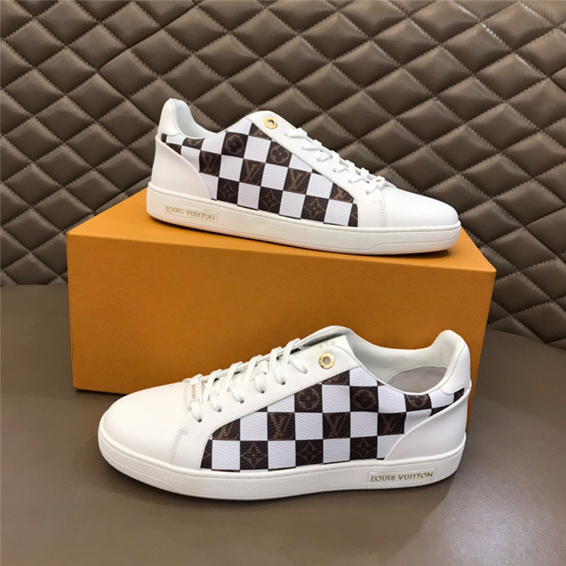 Louis Vuitton Men SNEAKER