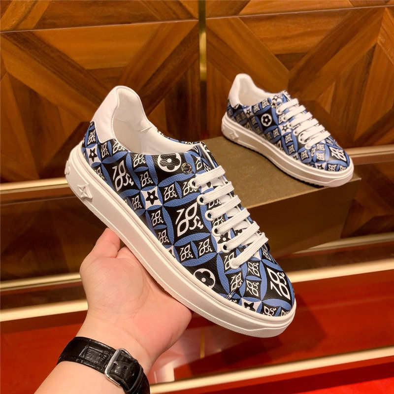 Louis Vuitton Men SNEAKER