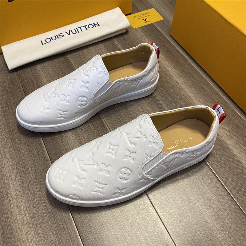 Louis Vuitton Men SNEAKER