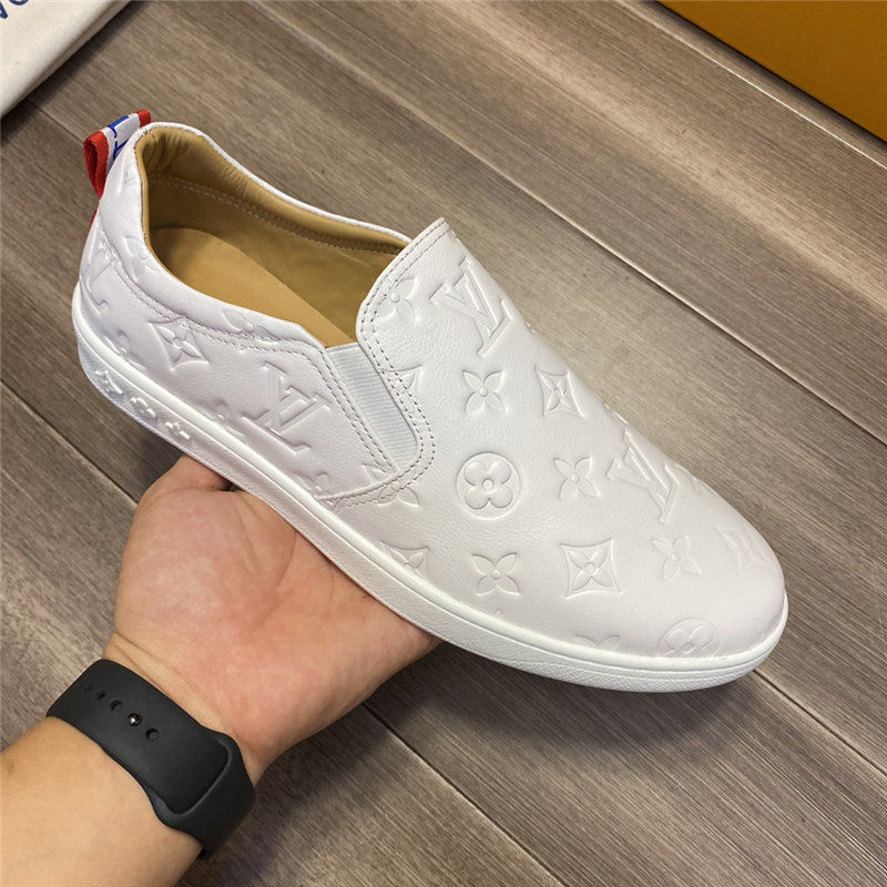 Louis Vuitton Men SNEAKER