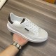 Louis Vuitton Men SNEAKER