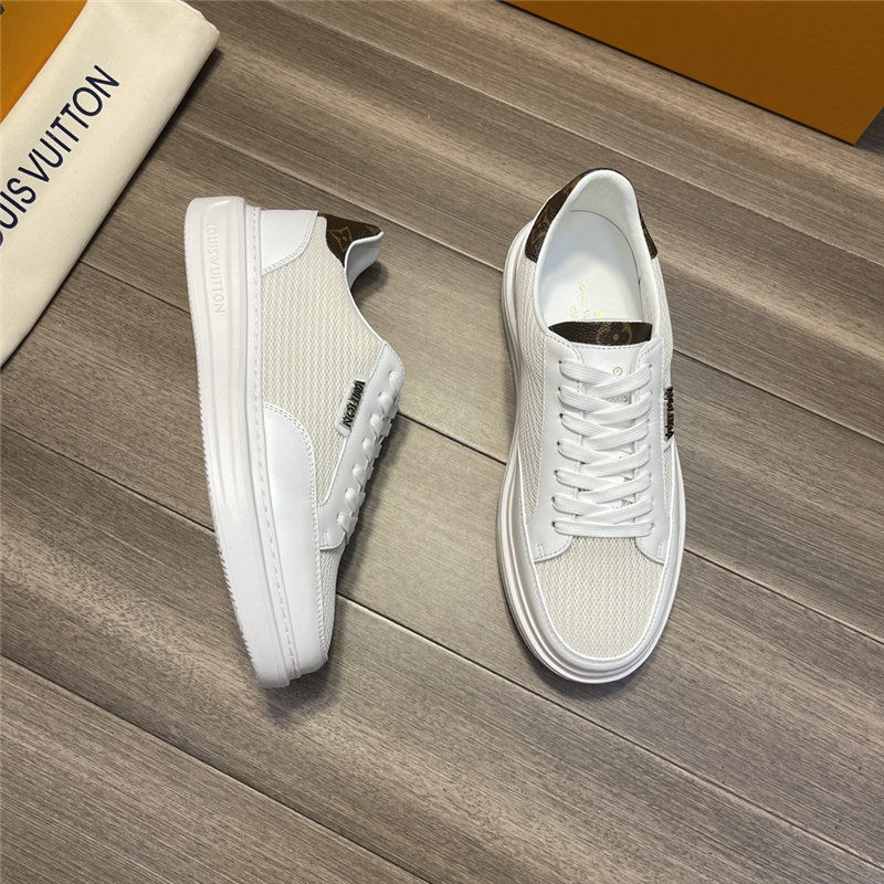 Louis Vuitton Men SNEAKER