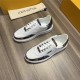 Louis Vuitton Men SNEAKER