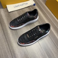 Louis Vuitton Men SNEAKER