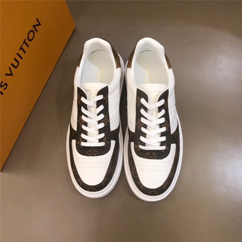 Louis Vuitton Men SNEAKER