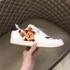 Louis Vuitton Men SNEAKER