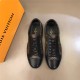 Louis Vuitton Men SNEAKER